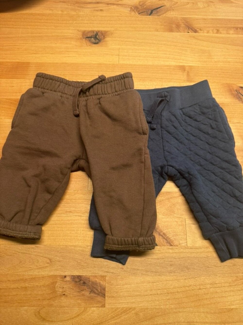 Colored Organic Two Pairs of Sweatpants Never Worn Size 0-3